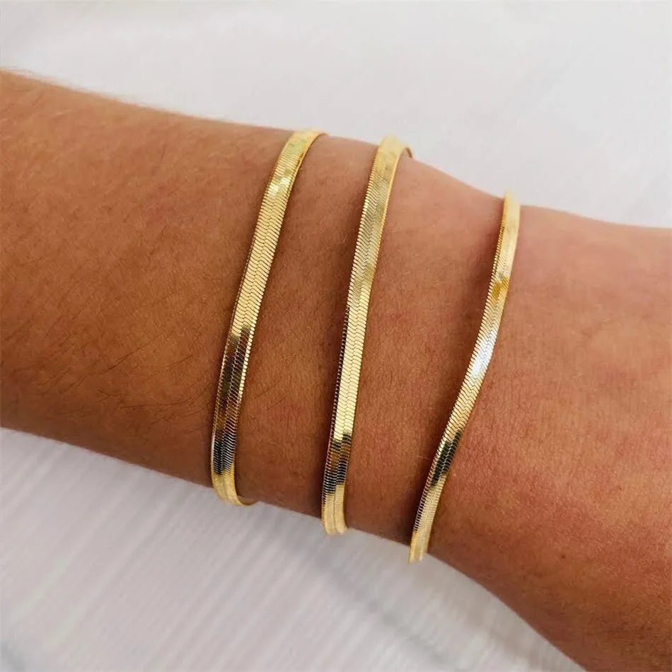 Leixure Supplies Leixure Supplies Stainless Steel Snake Chain Bracelet Gold 2-5mm- Gifts for Men Women