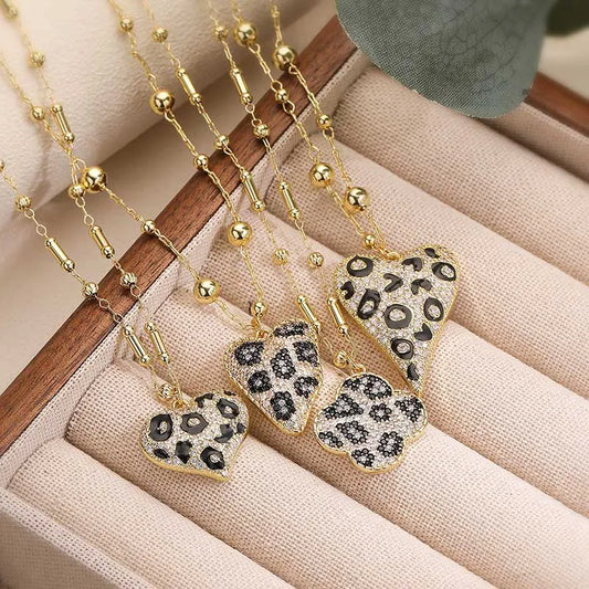 Copper Cute Leopard Pattern Heart Shaped Women's Pendant Necklace 18K Golden Plated with Sparkling Zircon Women's Jewelry
