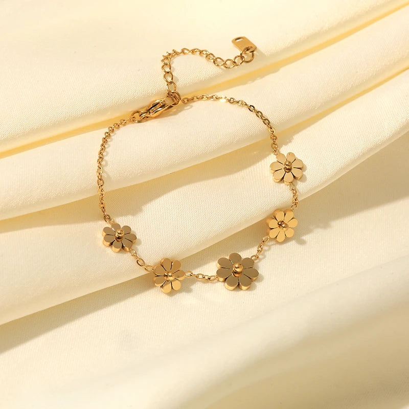 316L Stainless Steel Daisy Flowers Necklace Earrings Bracelets For Women Fashion Waterproof Jewelry 4-Set Lady Gift