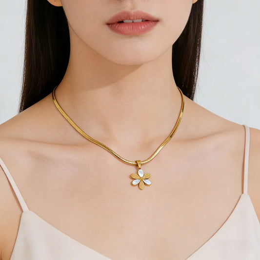 Trendy 316L Stainless Steel Gold Color Flower Floral Pendant Necklace For Women Daily Wear Exquisite Collar Neck Chain Jewelry