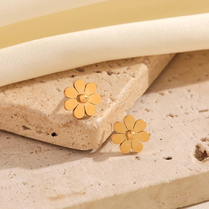 316L Stainless Steel Daisy Flowers Necklace Earrings Bracelets For Women Fashion Waterproof Jewelry 4-Set Lady Gift