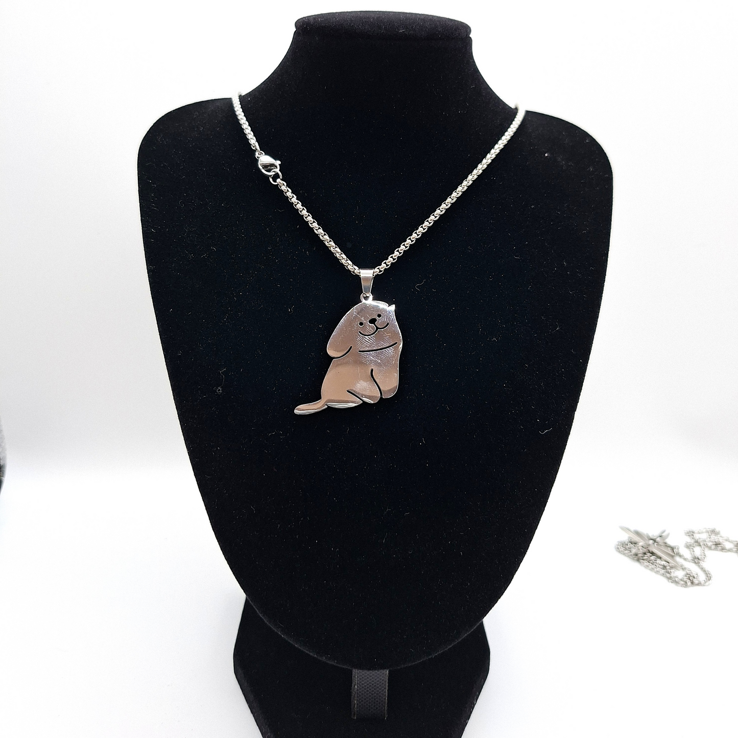 Minimalist Everyday Wear Stainless Steel Annimal Shape Necklace – The Perfect Fashion Jewelry for Women