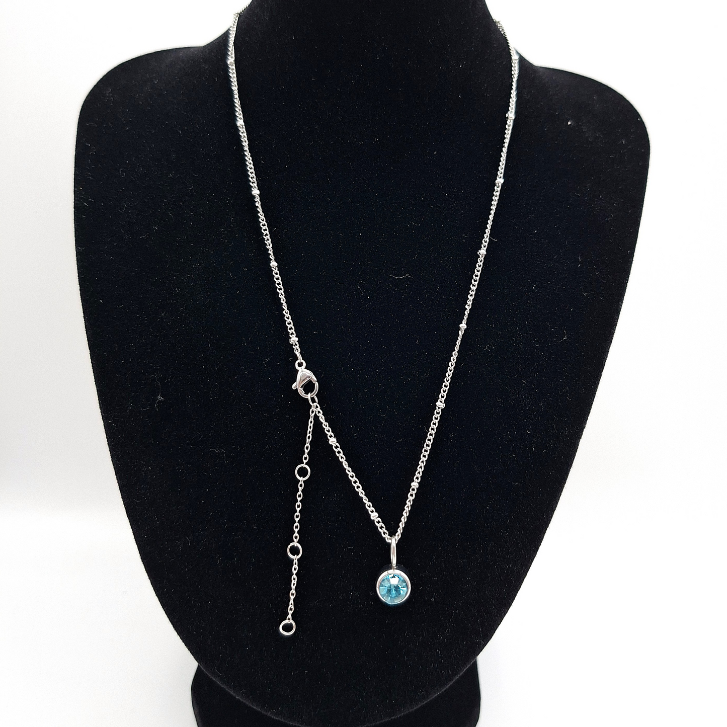 Minimalist Everyday Wear Fashion Stainless Steel Necklace with Accent Stone– The Perfect Fashion Jewelry for Women