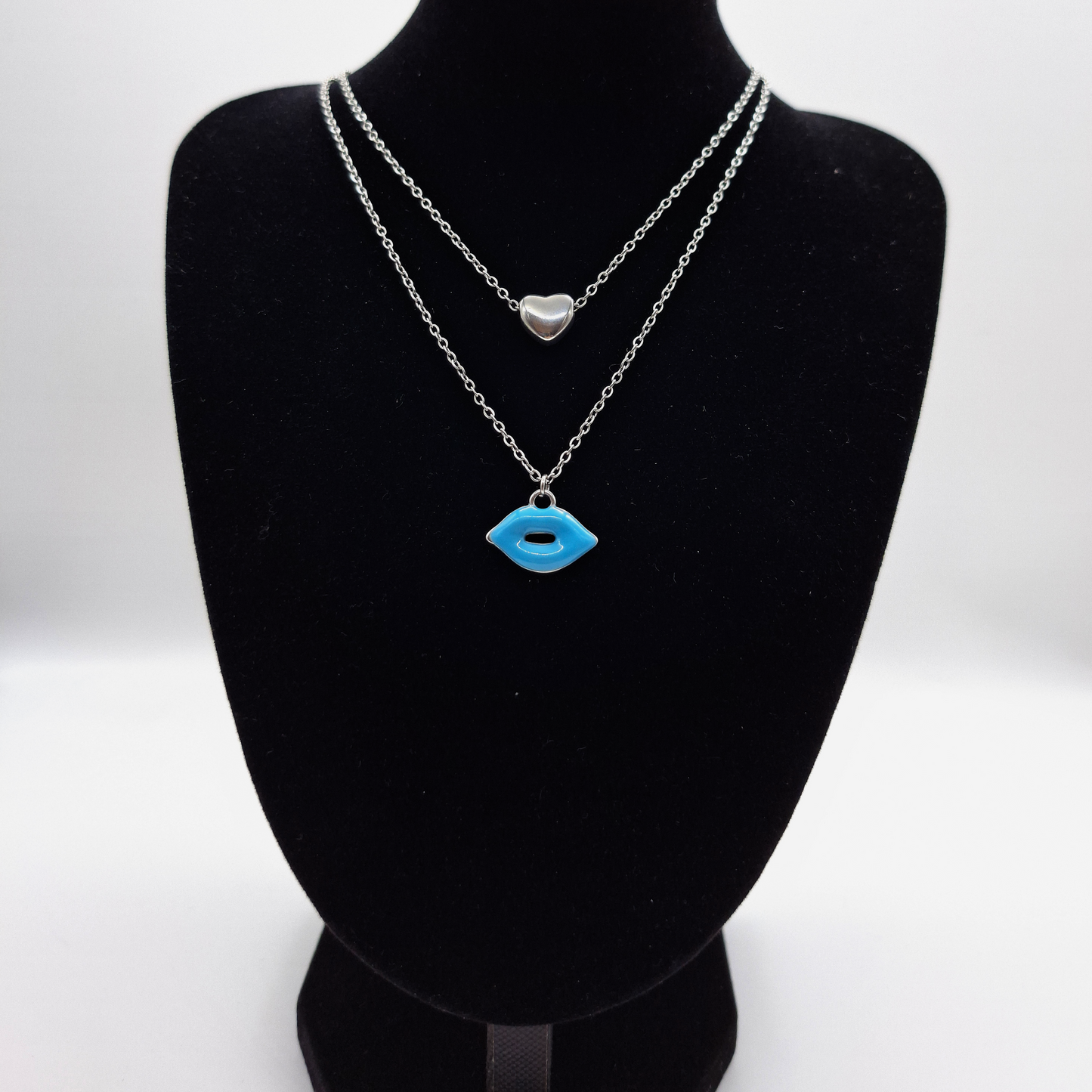 Minimalist two Layer designed Stainless Steel Necklace – The Perfect Layer for Fall & Winter